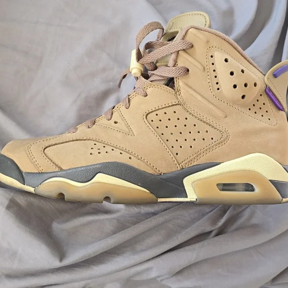 Women's Air Jordan 6 Retro GORE-TEX "Brown Kelp" sneaker. Size 8. - Picture 2 of 8